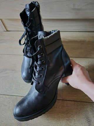 Botines cordones Gerry Weber negros