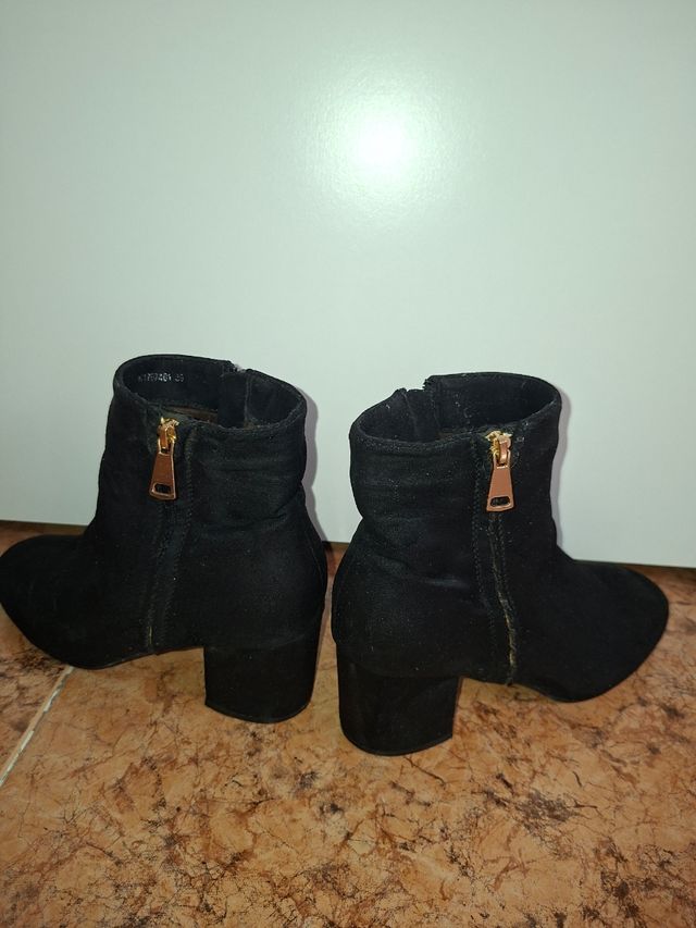 Botines negros Talla 39