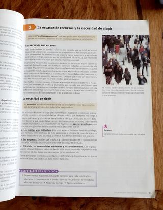 Economía. 1 Bachillerato. Savia (Spanish Edition)