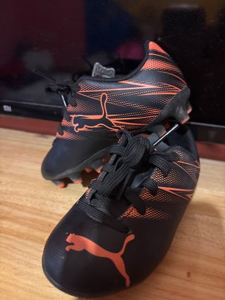 Botas de fútbol Puma para niño Talla 24