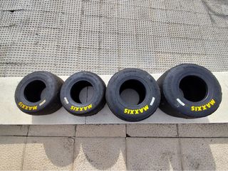 Juego Neumáticos Karting MAXXIS