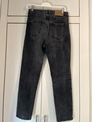 Pantalón vaquero gris Pull&Bear talla L