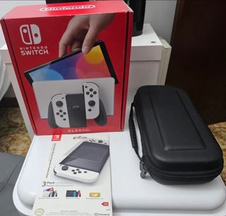 Nintendo Switch OLED come nuovo + Accessori