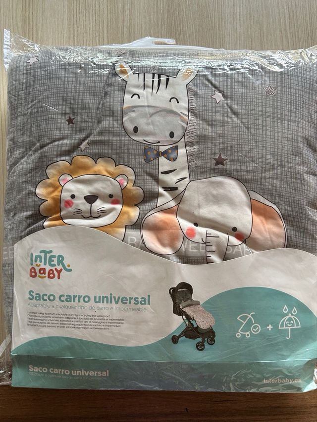 Saco para cochecito con protector en los pies