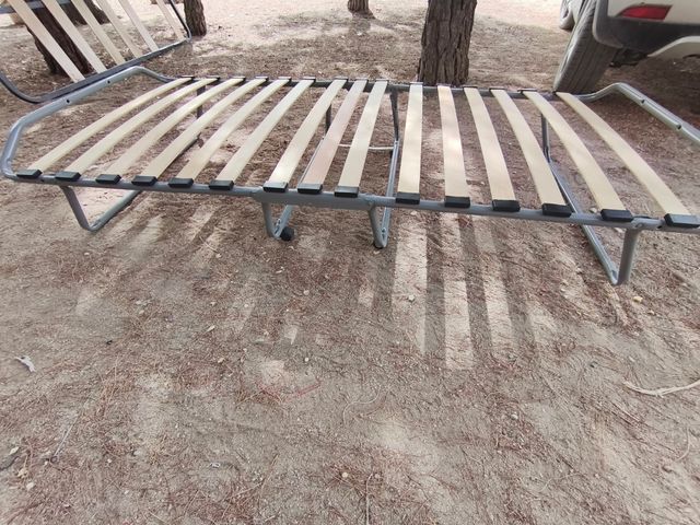 Cama plegable con patas y ruedas, funda colchón,