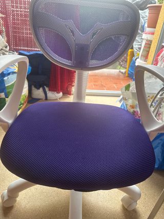 Silla Elda Morada y Blanca
