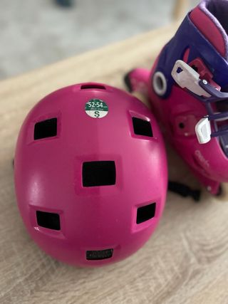 Casco rosa patinaje talla S