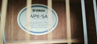 Yamaha APX-5A Guitarra Acústica