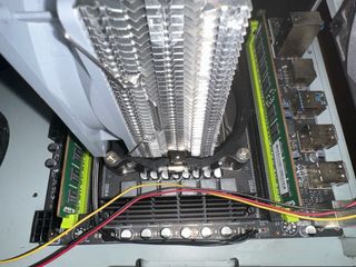 Placa Base + CPU + RAM + Cooler