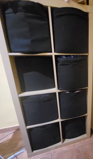 Estantería Kallax Ikea. sin cajas