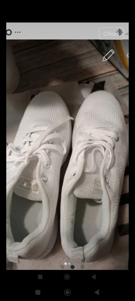 Scarpe da ginnastica bianche