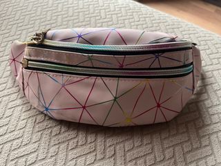 Riñonera juvenil geométrica