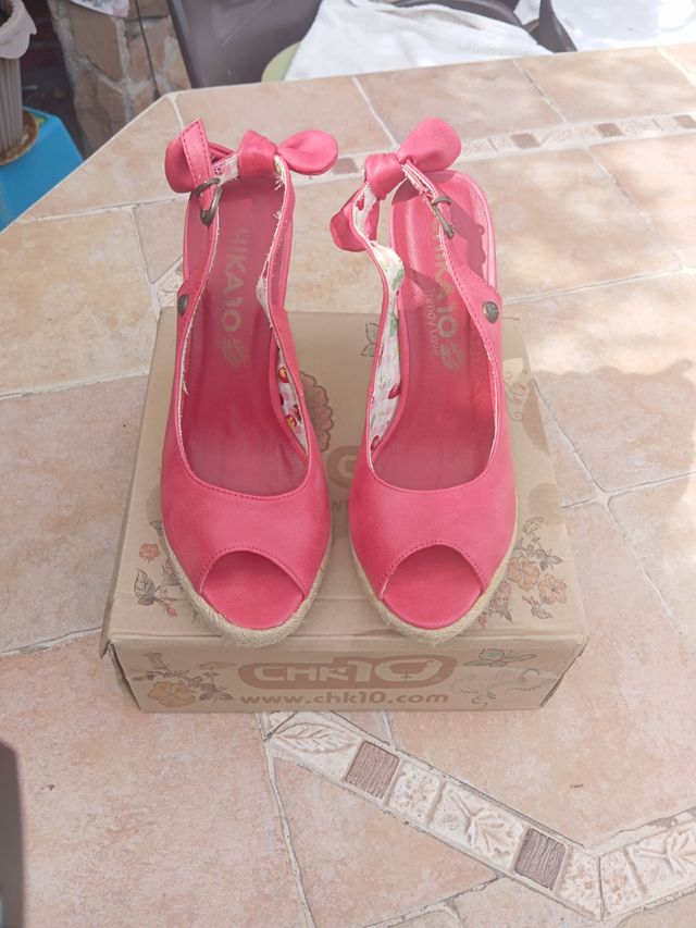 Sandalias CHK10  talla39. ,color coral muy cómodas