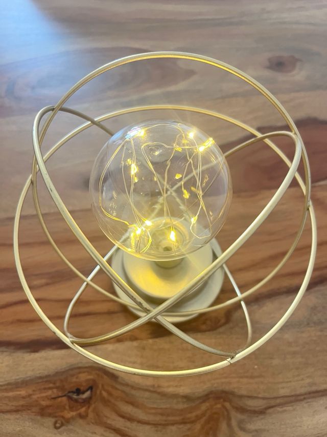 Lámparas de Mesa Doradas con Luces LED