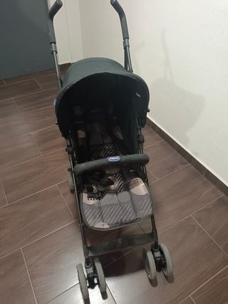 Silla de paseo ligera. Chicco London.