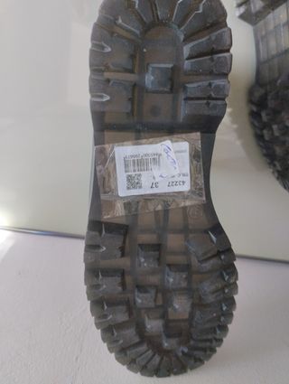 Botas de cuero burdeos