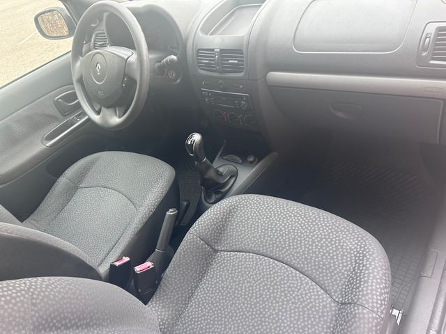 Renault Clio 2007 dci 70cv etiqueta b