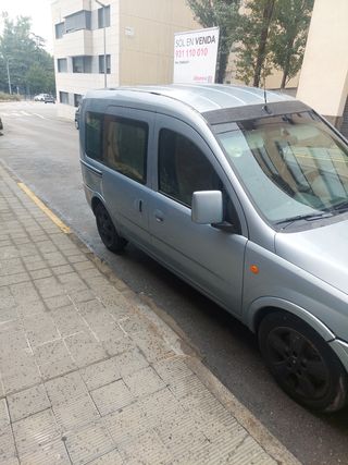 Opel Combo 2004