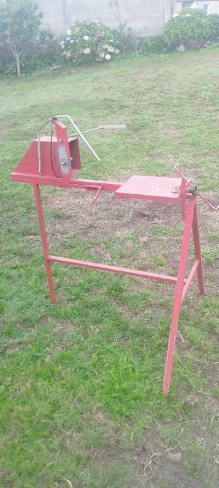 Caballete para motosierra