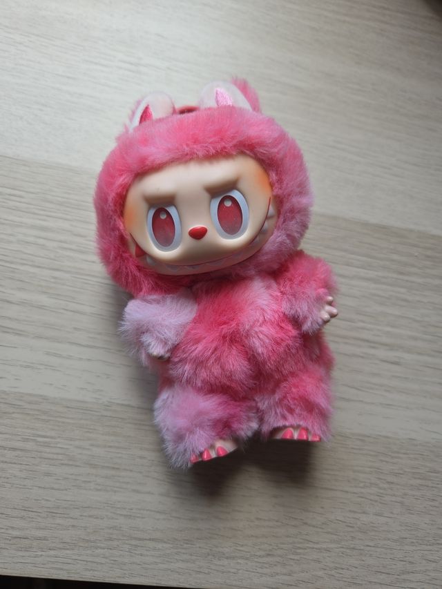 LABUBU - Serie Big Into Energy (Original)