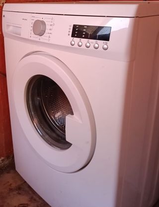 Lavadora Automática Blanca