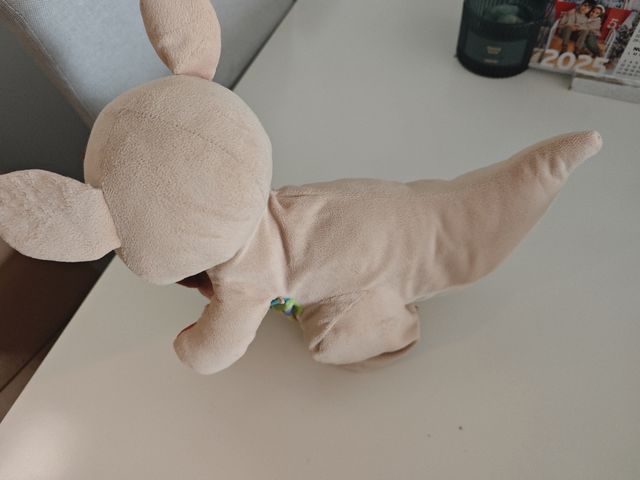 Canguro saltarín de peluche