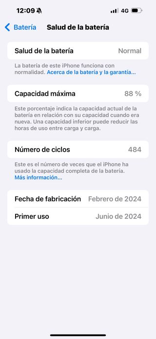 iPhone 15 Pro Max 1TB con 1 año aún tiene garantia