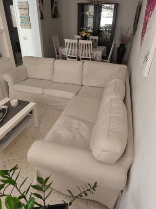 Sofá de IKEA  de 3+2 plazas y esquina, tela natura