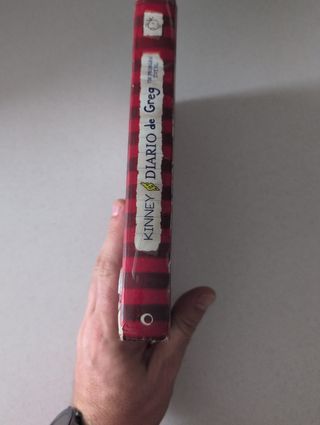 Diario de Greg 1, Un pringao total