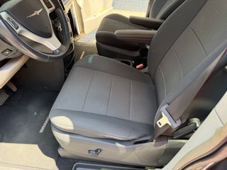 Chrysler Voyager 2008. CRD 2.8 Touring Autom.