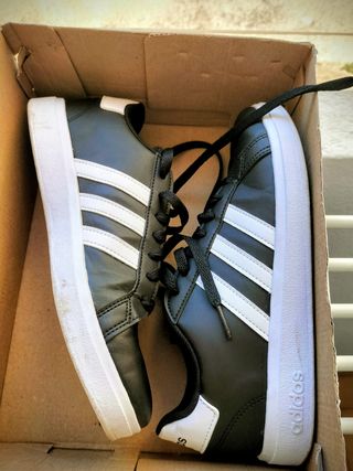 Scarpe Adidas donna nere