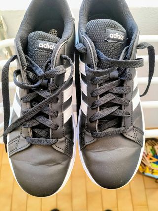 Scarpe Adidas donna nere