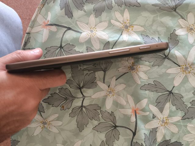 Samsung Galaxy Tab 3 Lite