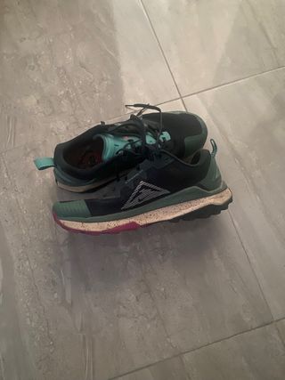 Zapatillas Nike Running Trail Negras y Turquesa