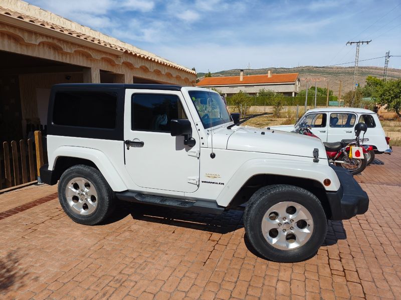 Jeep Wrangler 2016 - foto 1