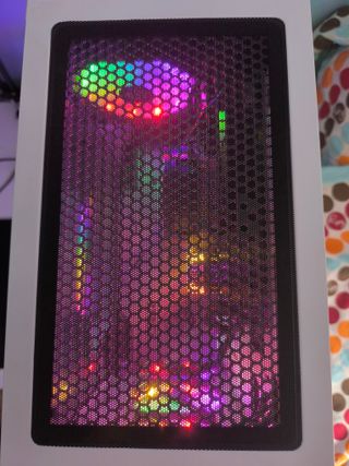 PC R7 + RTX 2080 X + 32GB RAM