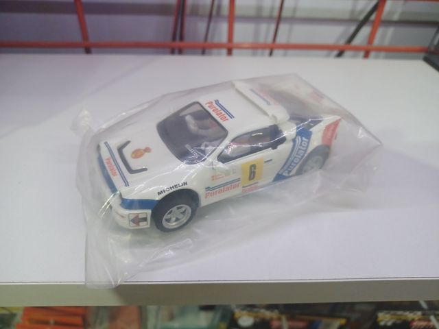 Ford RS200 Scalextric