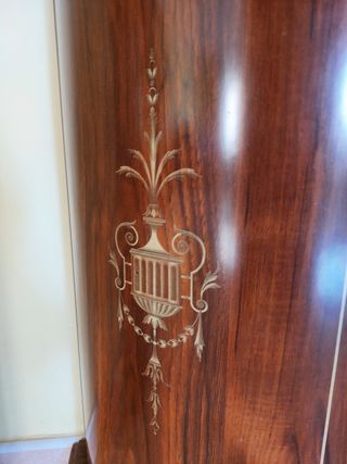 Elegante mueble de entrada.