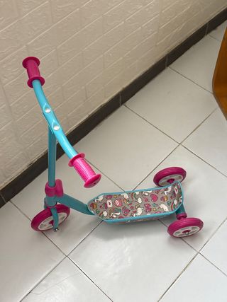 Patín infantil 3 ruedas.Precio negociable