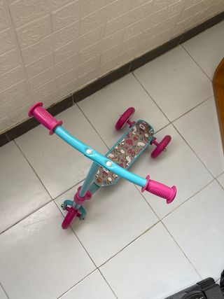 Patín infantil 3 ruedas.Precio negociable