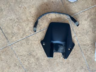 Plástico y Agarradero Asiento Trasero CBR 1000