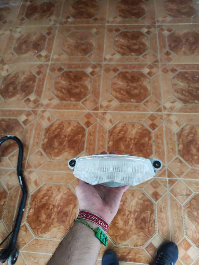 Piloto trasero Kawasaki 