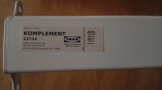 Barra de armario Ikea blanca