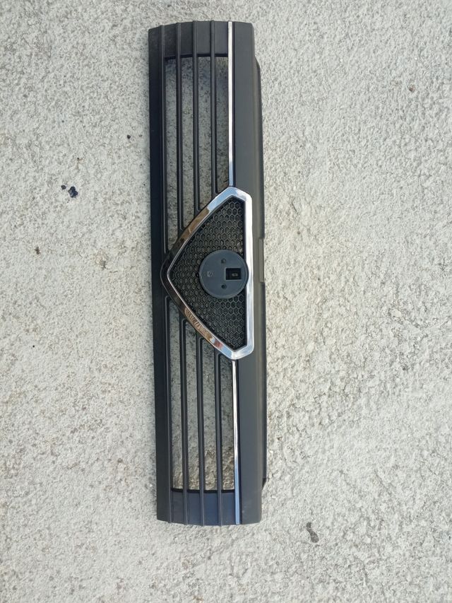 Rejilla Delantera Alfa Romeo 33