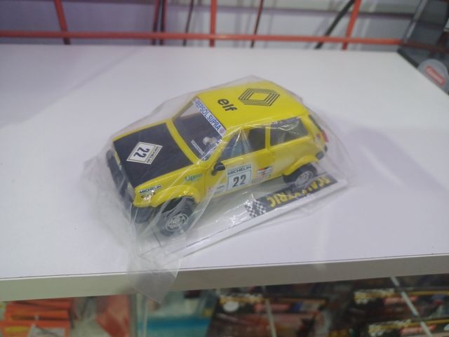 Renault R5 Scalextric