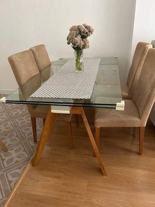 Mesa extensible 1,60-2,40 + 6 sillas tapizadas