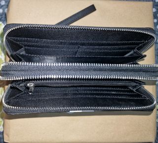 Cartera Tommy Hilfiger Negra con Rayas