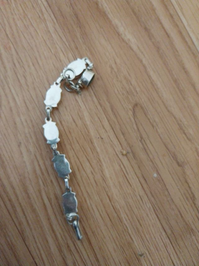 Collar de plata con colgantes