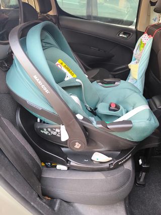 Maxi-Cosi Pebble 360 i-size para Coche con isofix