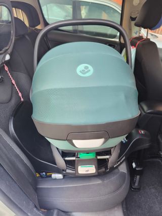 Maxi-Cosi Pebble 360 i-size para Coche con isofix